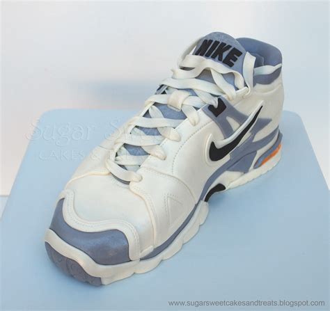 geburtstagstorte nike turnschuhe damen|Sneaker.